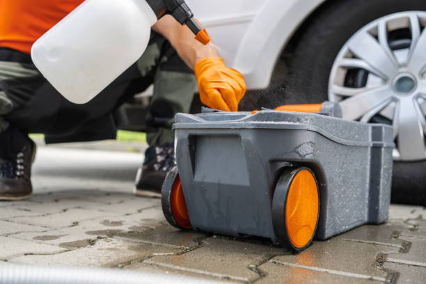 Best Porta potty delivery and setup  in Eggertsville, NY